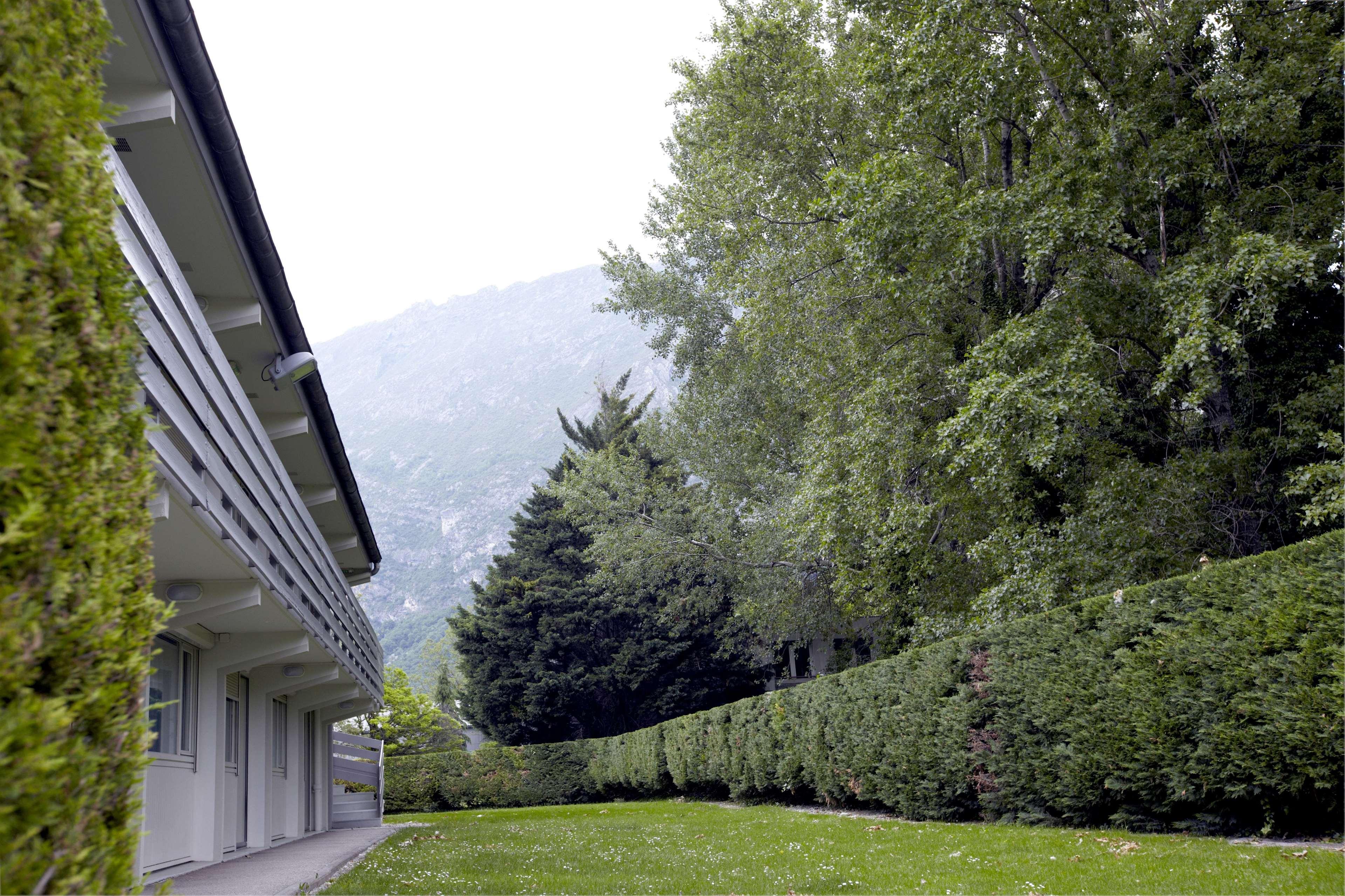 Campanile Grenoble Nord - Saint-Egreve Exterior foto